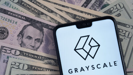 Grayscale’den SUI’nin Temel Direklerine Fon: İki Altcoin Sert Yükseliyor!
